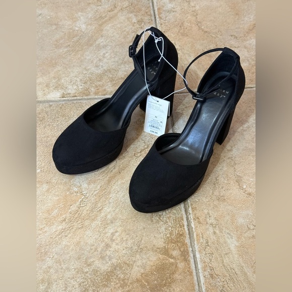 a new day Shoes - A new day 11 Women’s Black Heels